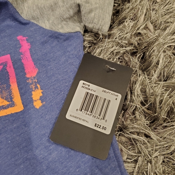 NWT Boy's Hurley T-Shirt size 4 - Picture 5 of 6